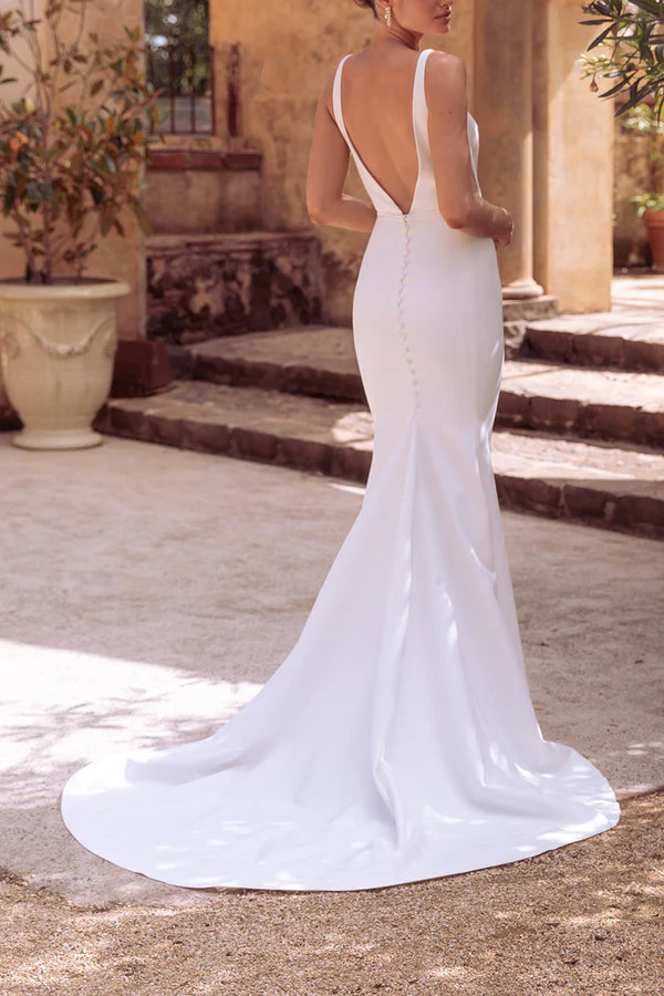 robe de mariée simple et sexy en satin à col en V et sirène