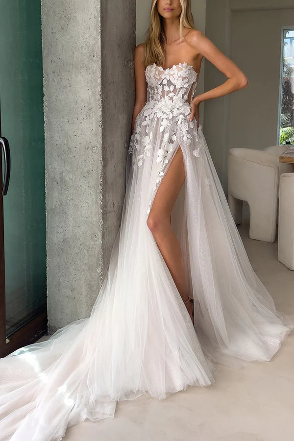 A Line Sweetheart Lace Applique Bohemian Sleeveless Wedding Dress