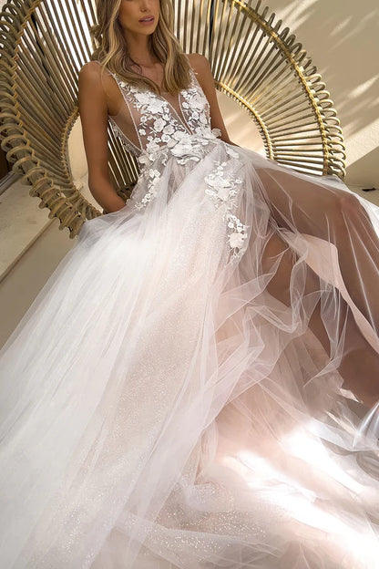 A Line Charming V-neck Lace Applique Bohemian Wedding Bridal Dress