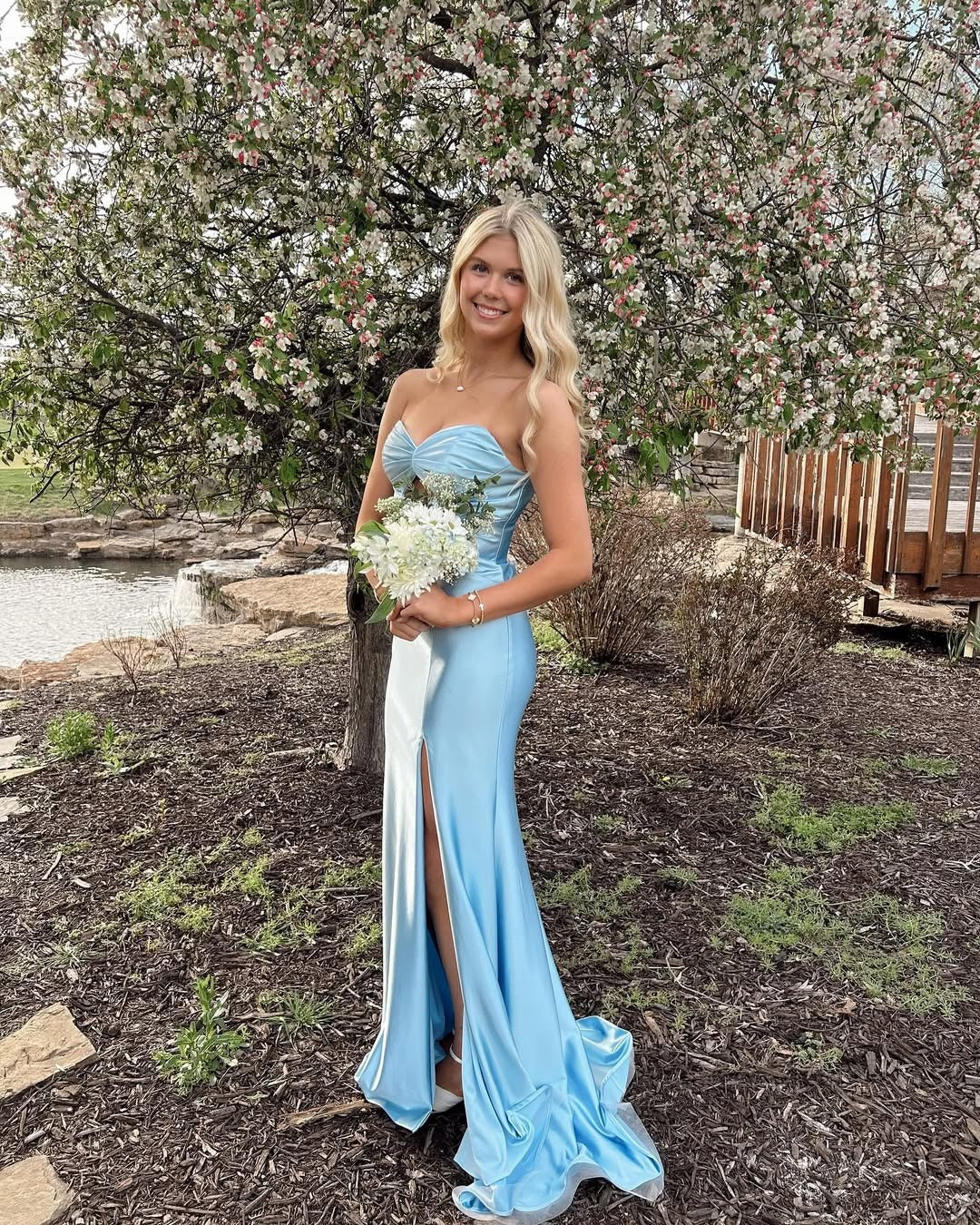 Sky Blue Satin Mermaid Gown – Strapless Sweetheart Prom Dress with High Slit & Train
