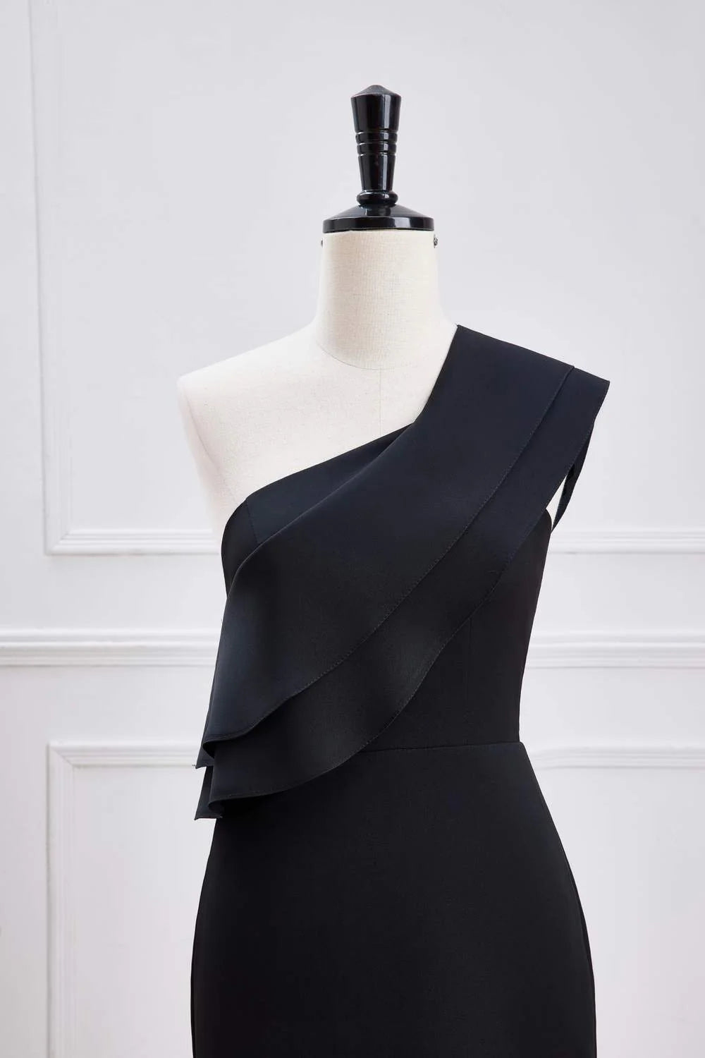 Sophisticated Mermaid One-Shoulder Sleeveless Ruffled Floor-Length Prom Dress