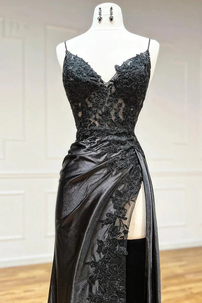 Spaghettiträger Applikationen Seitenschlitz Schwarzes Ball-/Abendkleid aus Schaumstoff