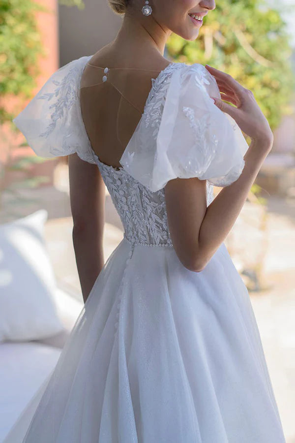 Robe de mariée de style rural à manches courtes en dentelle carrée trapèze