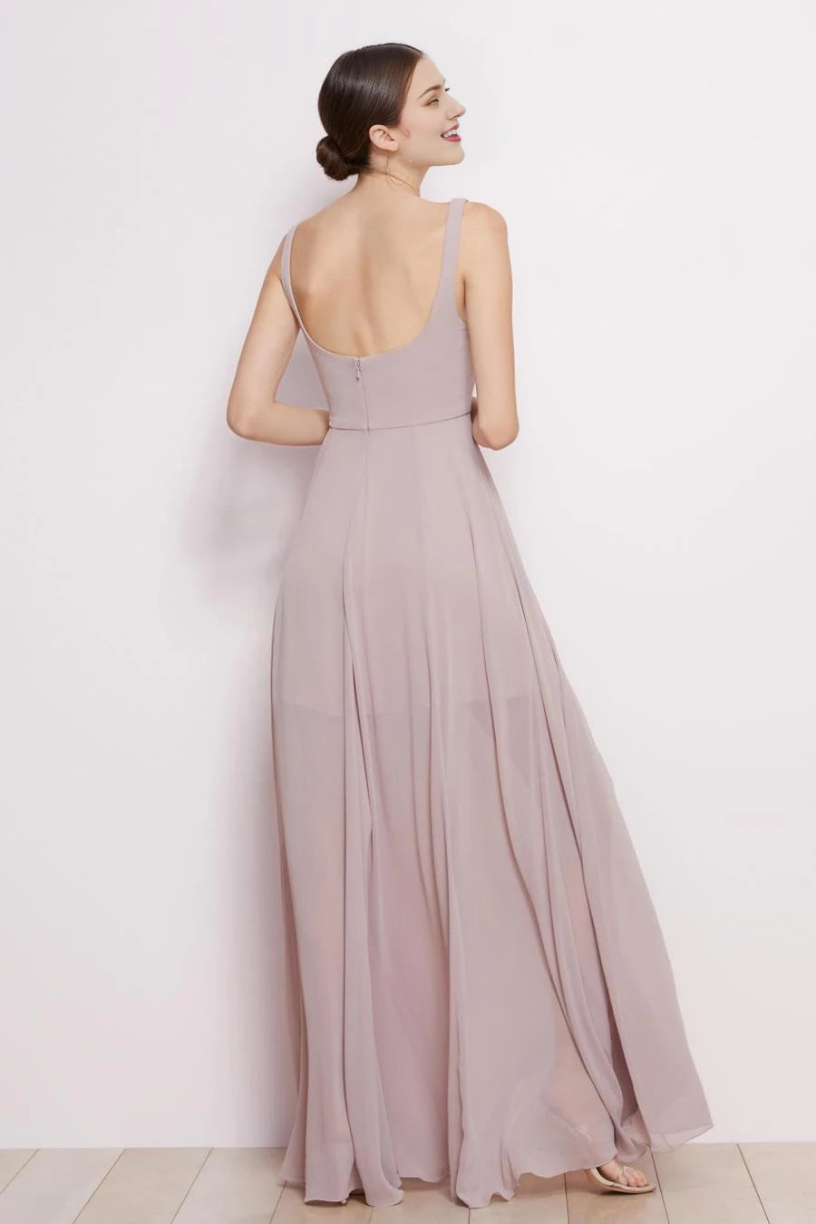 Schulterfreies, transparentes, ärmelloses, rückenfreies Ballkleid mit quadratischem Ausschnitt, Seitenschlitz und bodenlanger Länge