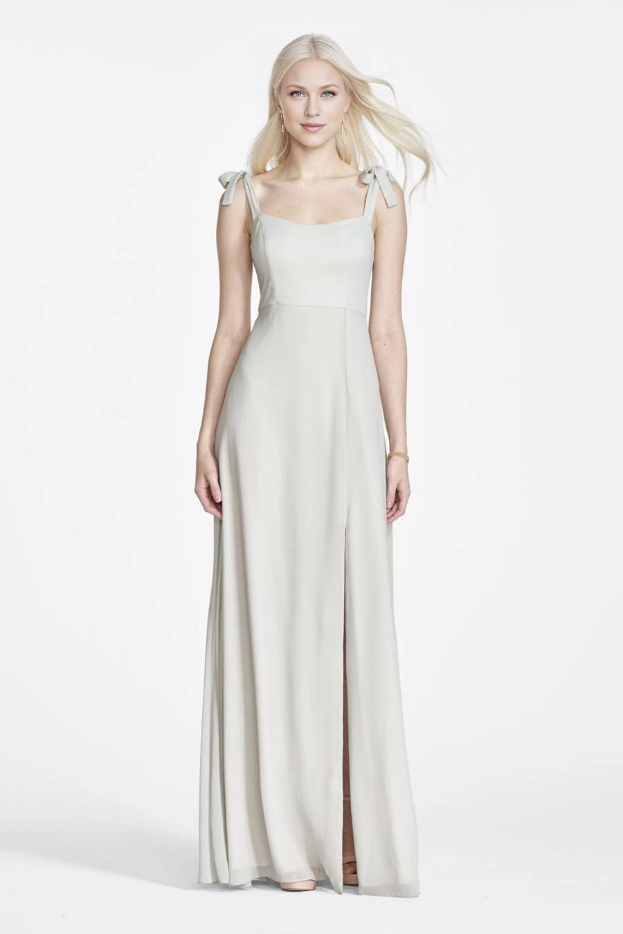 Quadratischer Ausschnitt Schulterträger Schulterträger Rückenfrei Seitenschlitz und bodenlanges Abendkleid