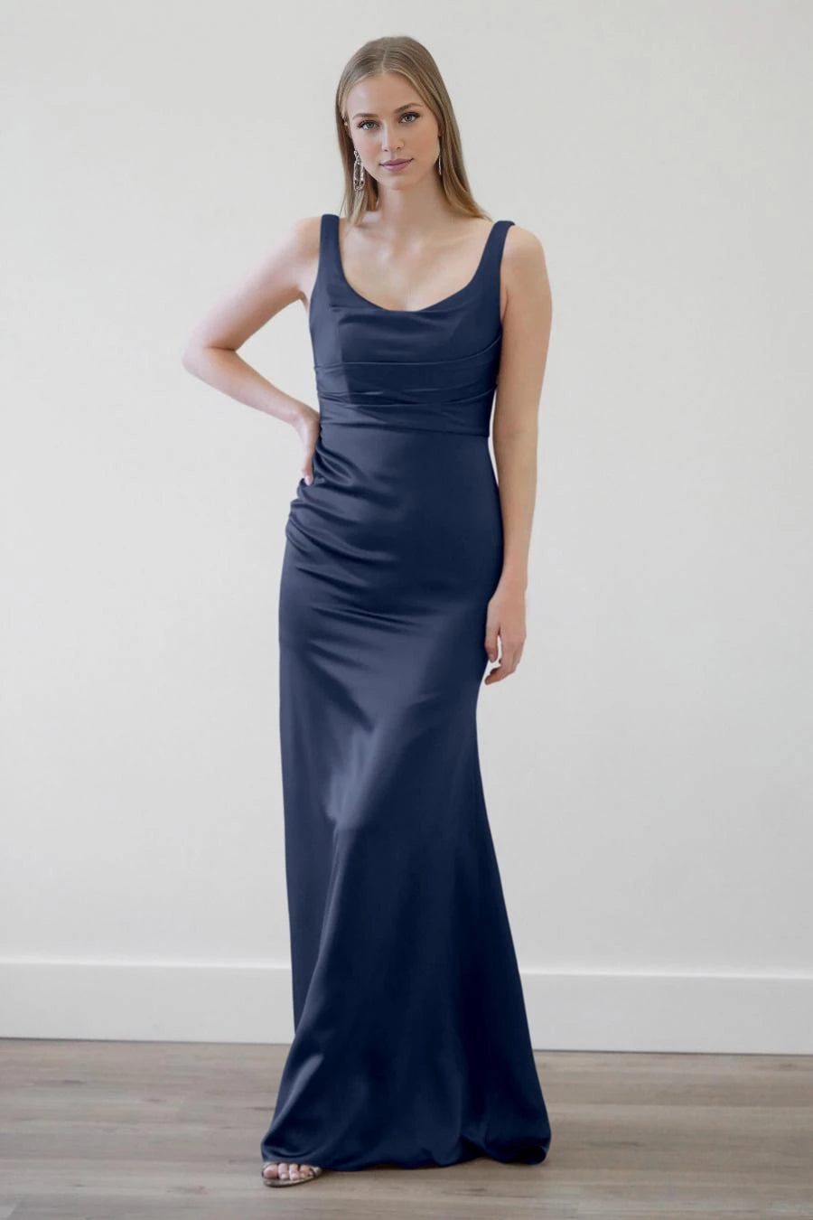 Quadratischer Ausschnitt mit Plissee-Details, schulterfrei, ärmellos, rückenfrei und bodenlang, Ballkleid