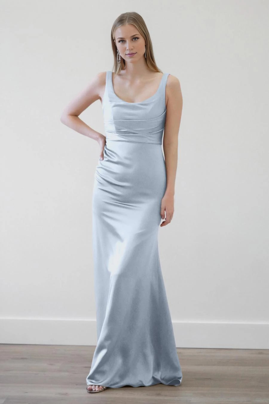 Quadratischer Ausschnitt mit Plissee-Details, schulterfrei, ärmellos, rückenfrei und bodenlang, Ballkleid