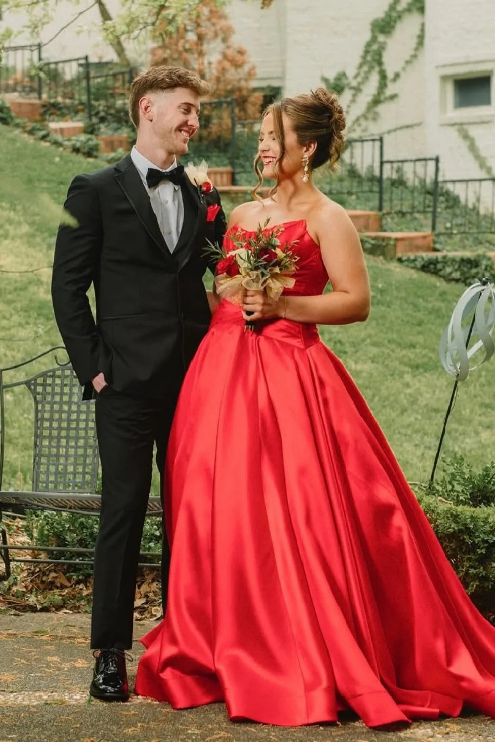 Strapless Satin Ball Gown – Sweetheart Neckline Formal Dress with Full Skirt and Train