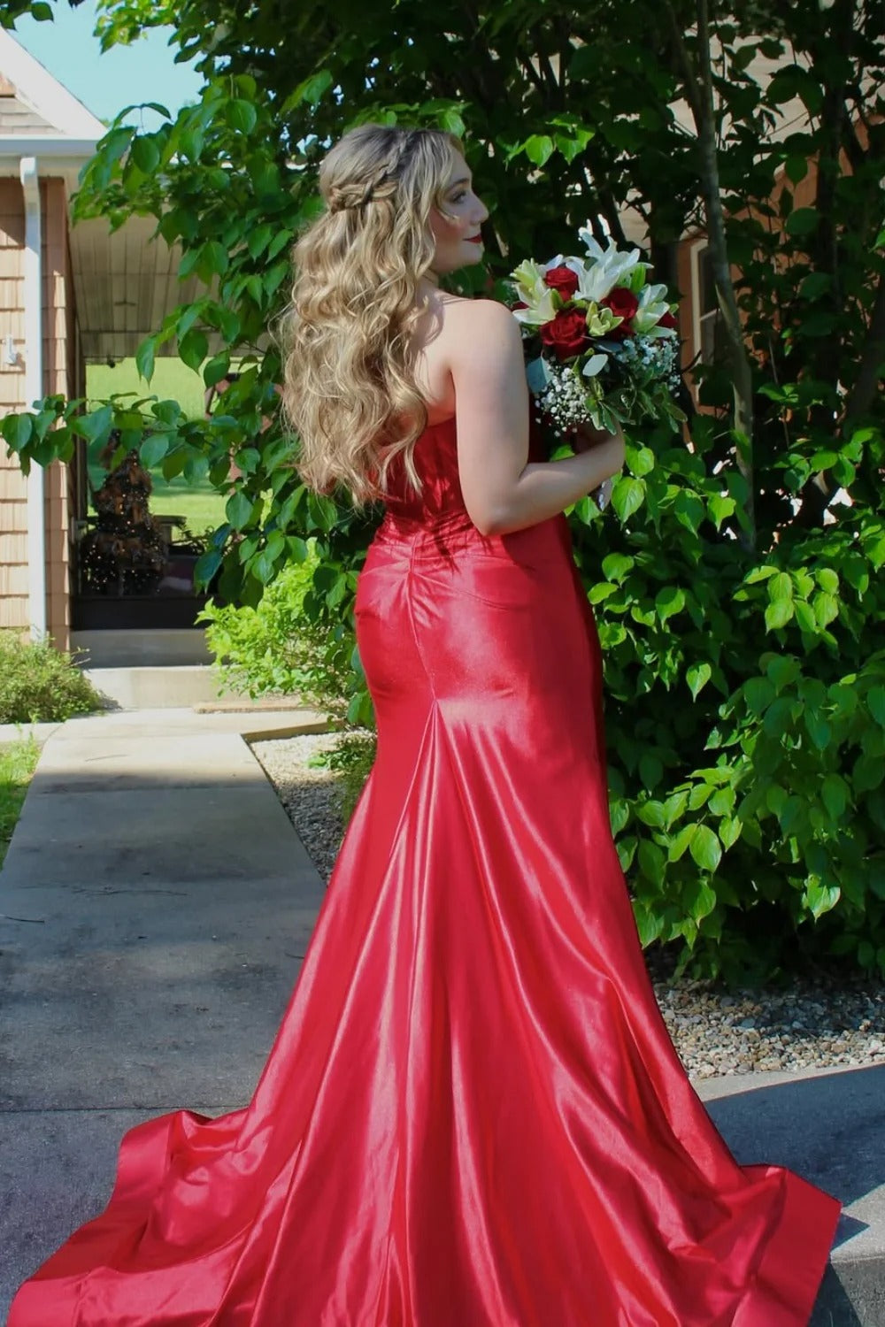 Strapless Sweetheart Prom Dress with Bow Detail, High Slit & Train