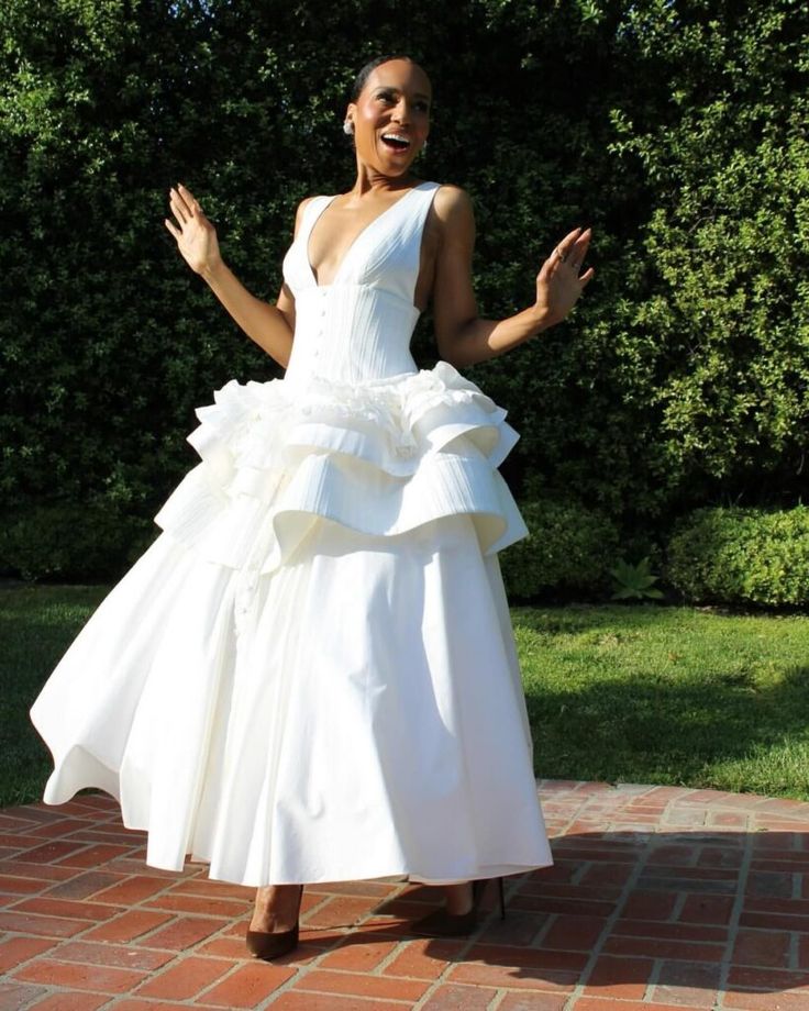 Striking Structured Prom Dresses with Deep V-Neck, Ruffle Detail and Tea-Length Skirt Formal Gown
