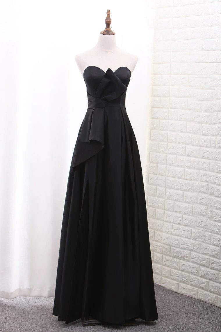 Sweetheart Satin A-Linie Abendkleider mit Schlitz Bodenlang 