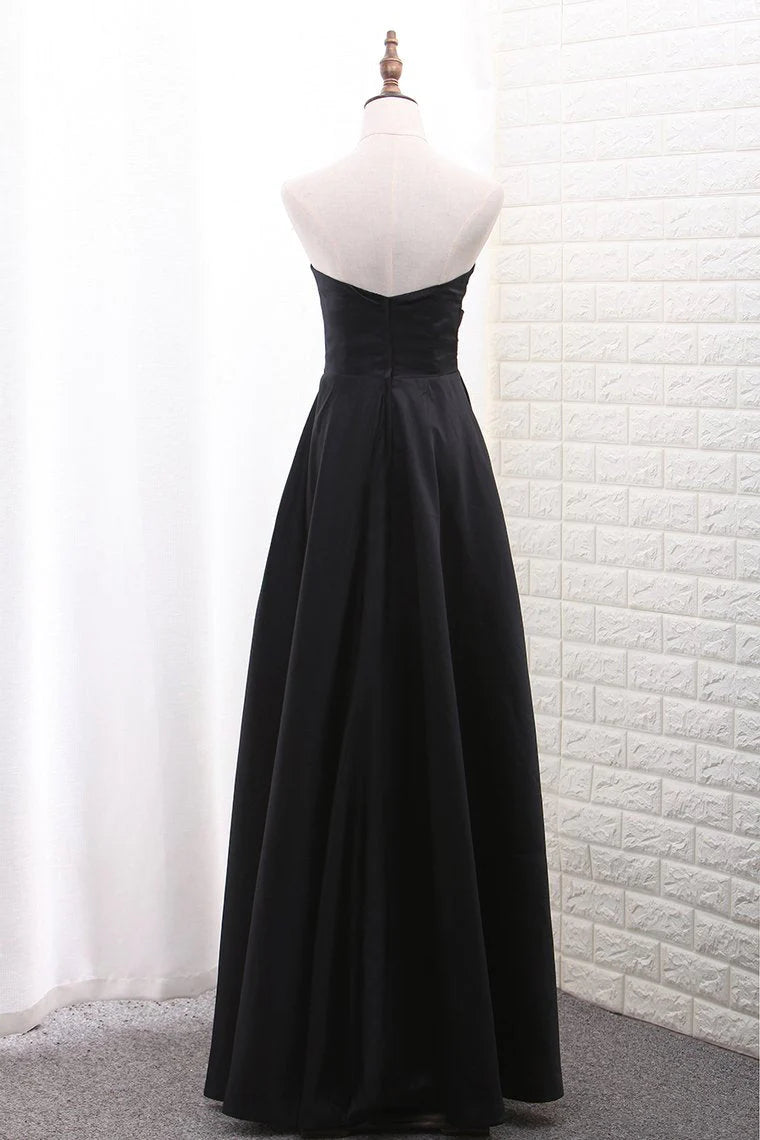 Sweetheart Satin A-Linie Abendkleider mit Schlitz Bodenlang 