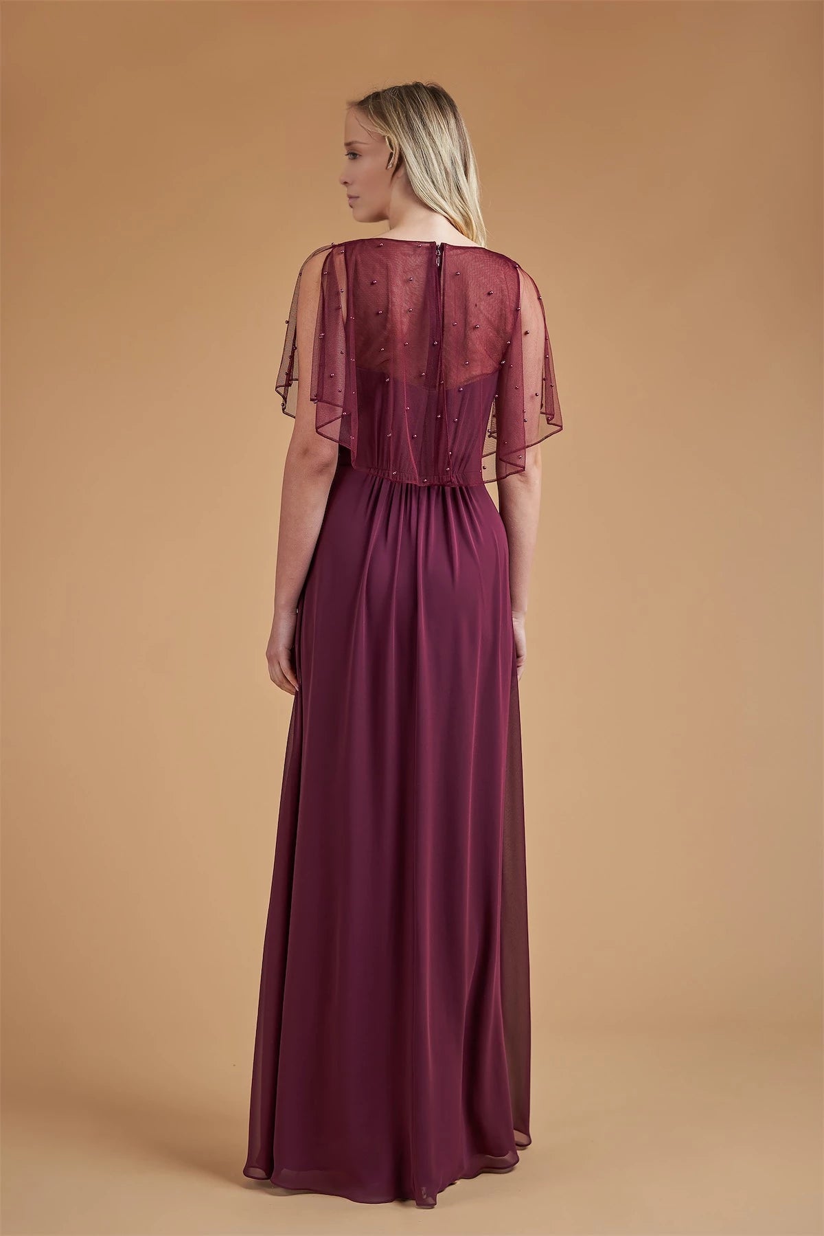Schulterfreies, durchsichtiges, rückenfreies und bodenlanges Ballkleid aus Chiffon mit herzförmigem Ausschnitt