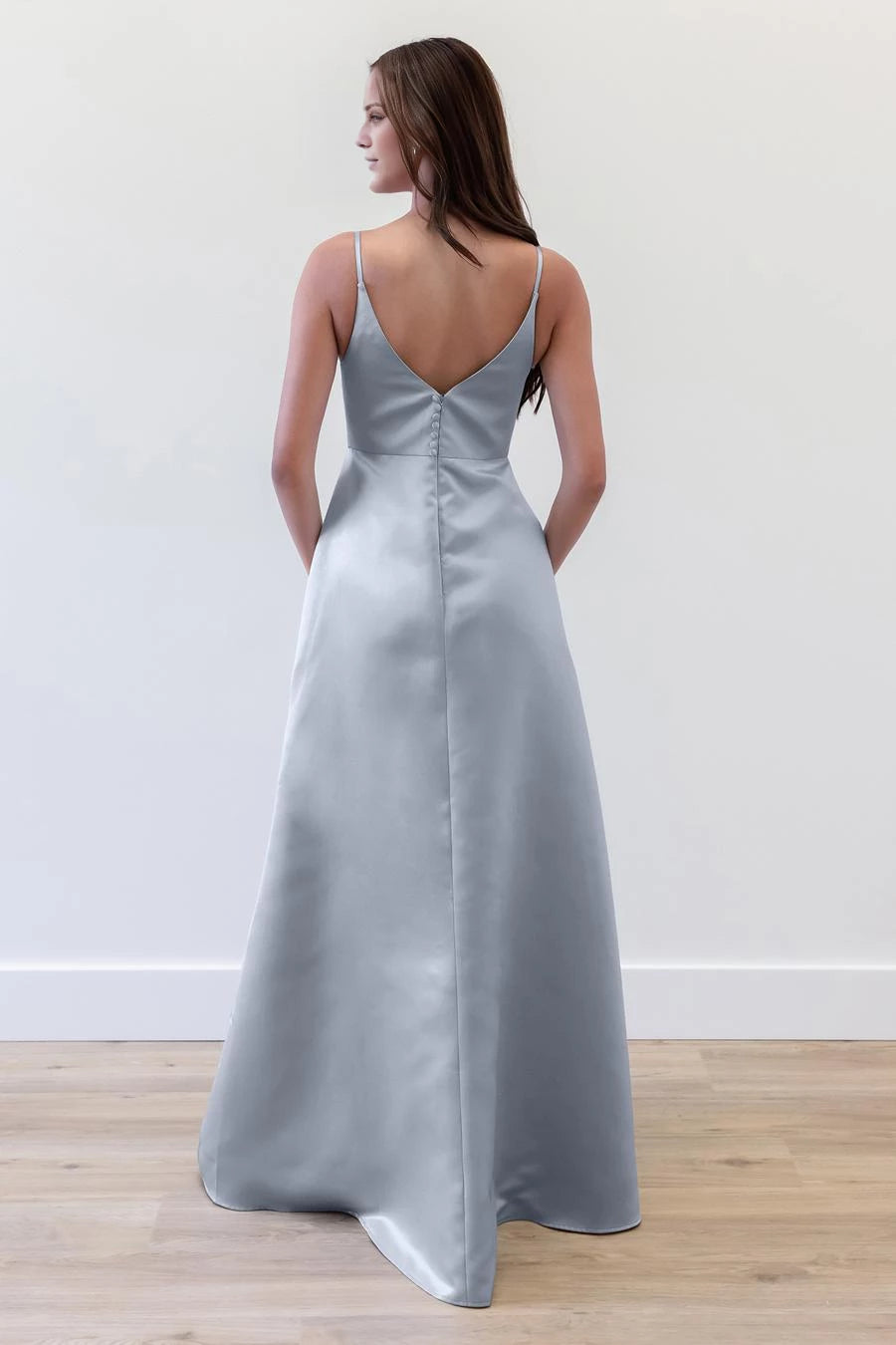 V-neck off shoulder thin shoulder strap sleeveless backless and floor length Prom dress