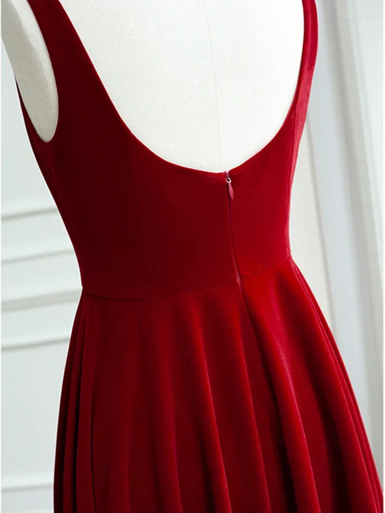 Velvet Square Neck Prom Dresses with Wide Straps, Open Back and A-Line Midi Formal Gown