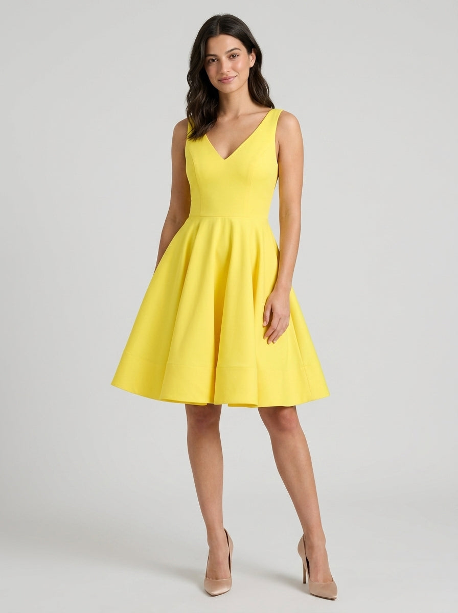 Elegant A-Line V-Neck Bow-Back Yellow Knee-Length Homecoming Party Dress
