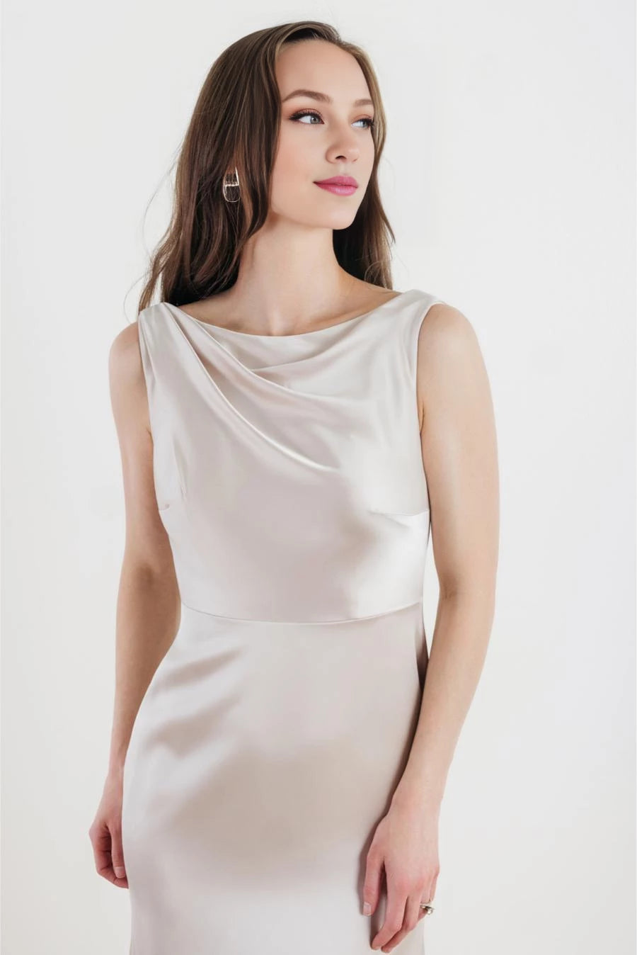 Waist collar off shoulder sleeveless backless and floor length evening dress