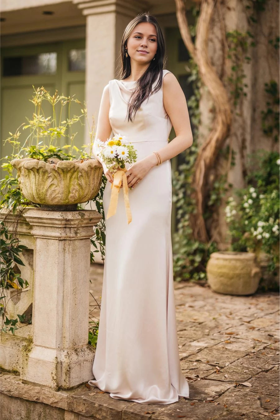 Waist collar off shoulder sleeveless backless and floor length evening dress