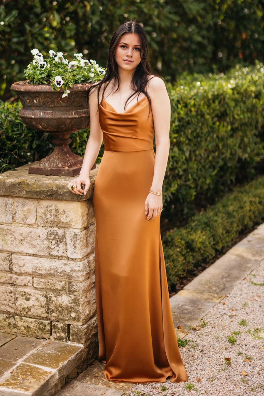 Waist collar off shoulder sleeveless thin shoulder straps backless and floor length evening dress