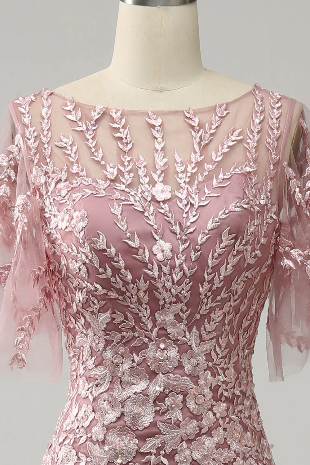 Robe de mère de la mariée en dentelle transparente gris-rose en queue de poisson