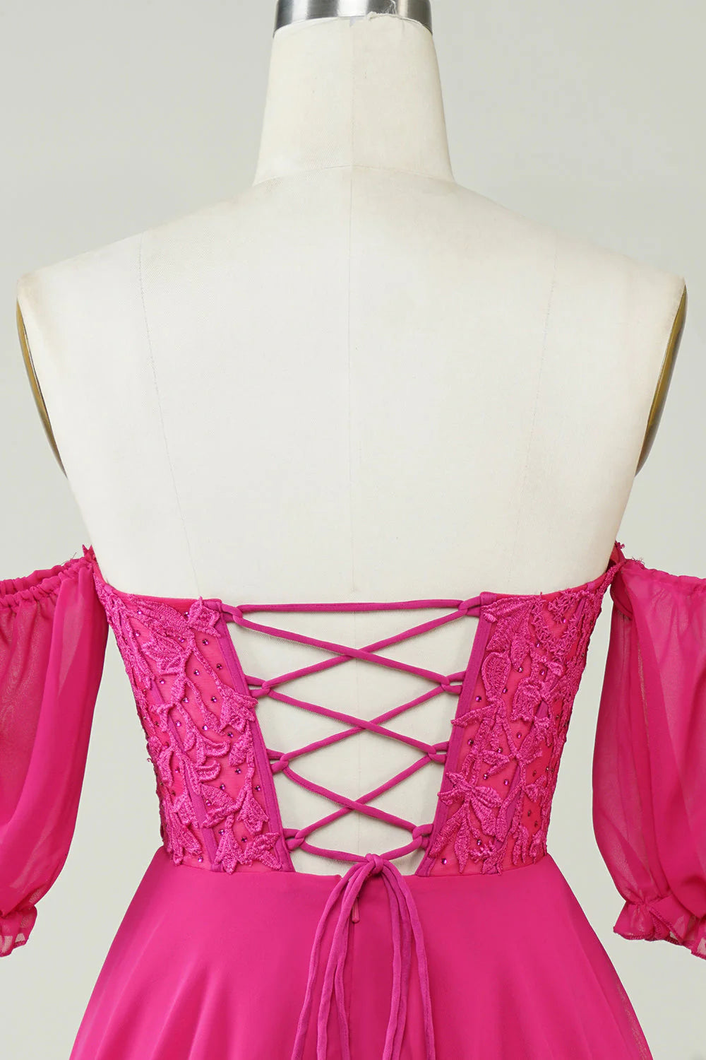 Lila-rotes A-Linien-Kleid mit engem Korsett und Chiffonspitze, kurz, für den Schulanfang