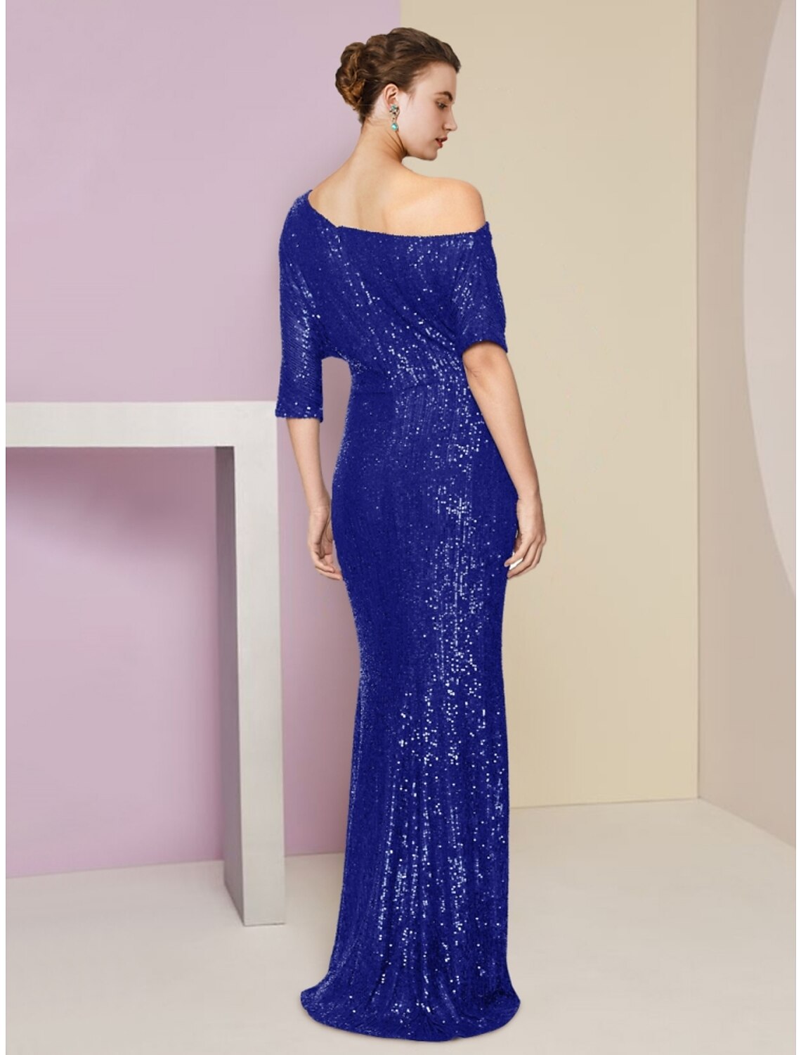 Etuikleid/Säulenkleid für die Mutter der Braut, Hochzeitsgast, Sparkle &amp; Shine, elegant, schulterfrei, Sweep/Pinselzug, Pailletten, halbe Ärmel mit Paillettenrüschen, einfarbig