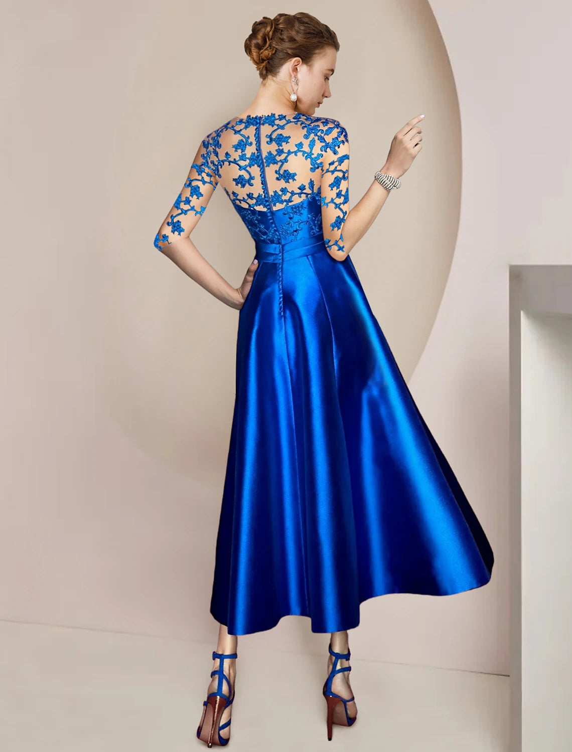 A-Linie Kleid für die Brautmutter, Hochzeitsgast, Party, elegant, V-Ausschnitt, knielang, Satin, Spitze, halbe Ärmel, mit Schleife(n), Falten, Applikationen