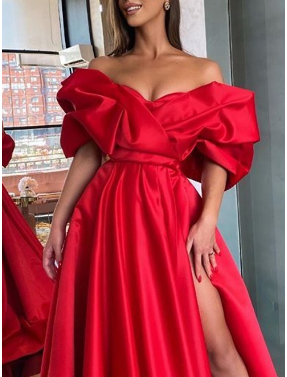 Etuikleid Abendkleid Partykleid Rot Grün Kleid Black Tie Gala Sweep / Brush Train Halbarm Off Shoulder Satin mit gerüschtem Schlitz