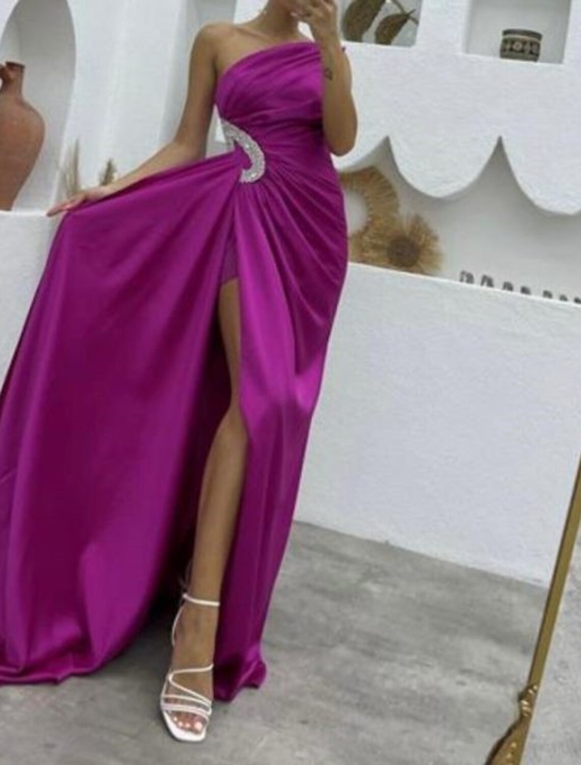 Meerjungfrau/Trompete Abendkleid Cut Out Kleid Formeller Hochzeitsgast Sweep/Pinselzug Ärmellos One Shoulder Brautjungfernkleid Charmeuse mit Strass gerüschtem Schlitz