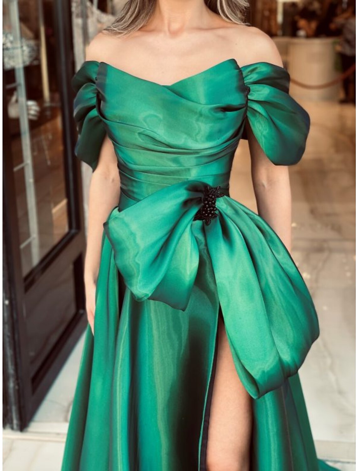 A-Line Evening Gown Party Dress Sparkle & Shine Dress Formal Wedding Reception Chapel Train Short Sleeve Off Shoulder Satin with Bow(s) Ruched Beading