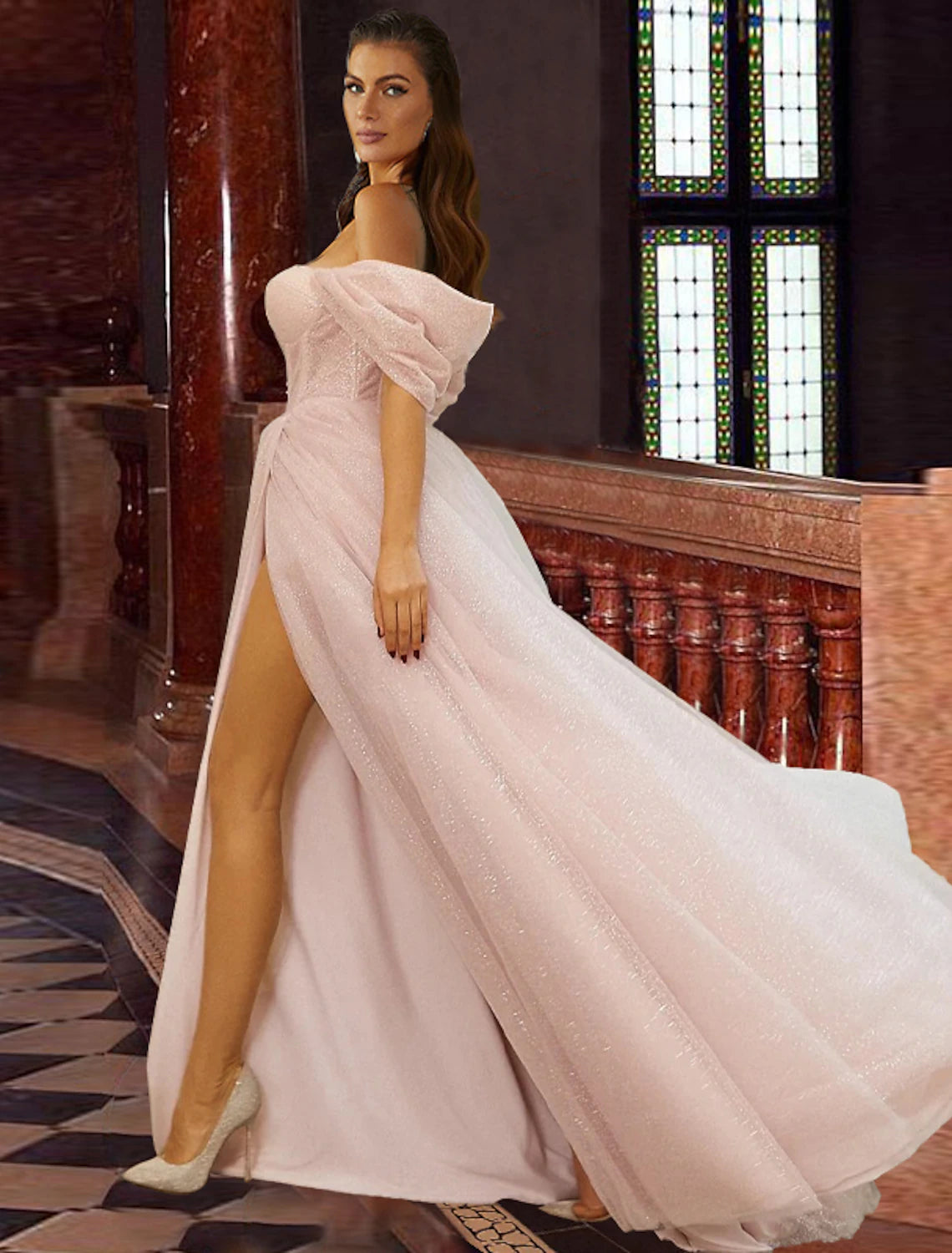 Robe de bal trapèze, corset, robe de bal, anniversaire, traîne courte, manches courtes, épaules dénudées, tulle avec plis pailletés et fente