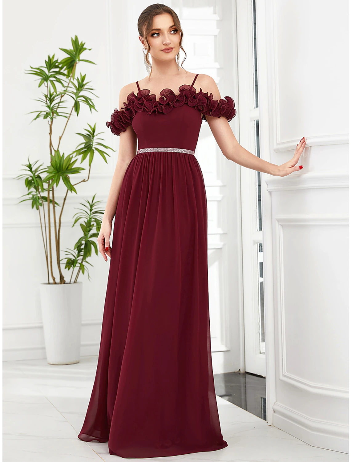 A-Linie Ballkleider Vintage Kleid Hochzeitsgast Geburtstag Bodenlang Ärmellos Schulterfrei Brautjungfernkleid Chiffon mit Applikationen Schulterblume