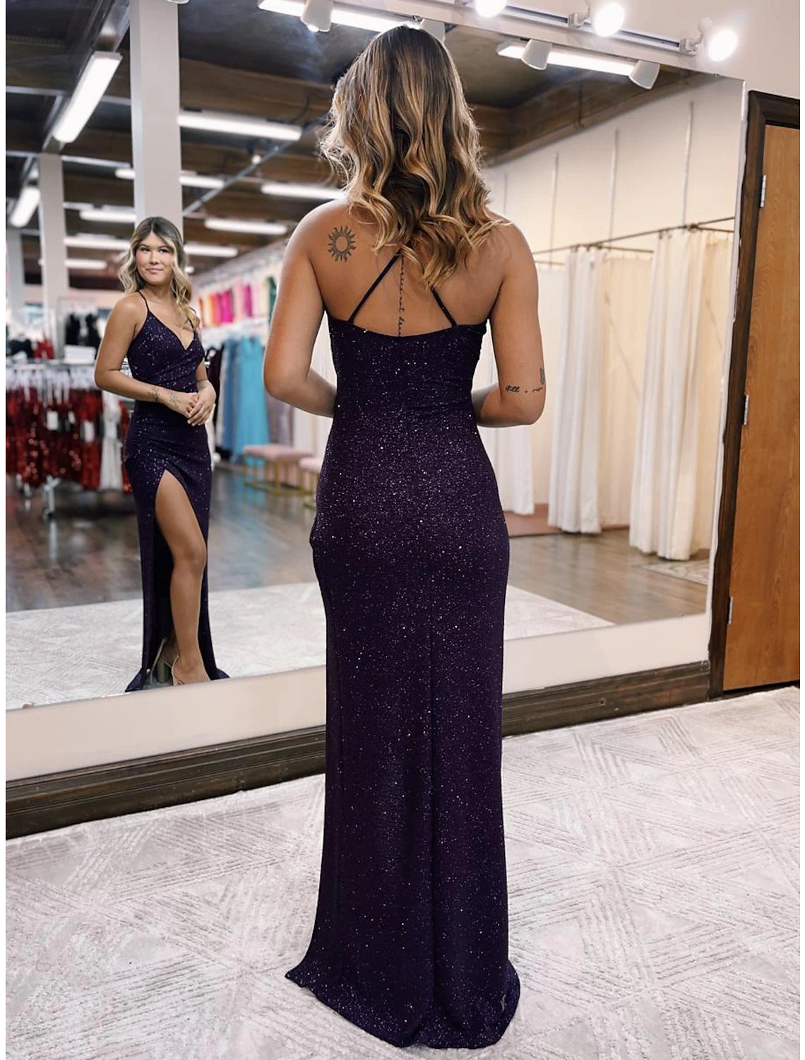 Robe de bal sirène/trompette scintillante, robe de soirée formelle, longueur au sol, sans manches, col en V, satin, dos nu, avec paillettes