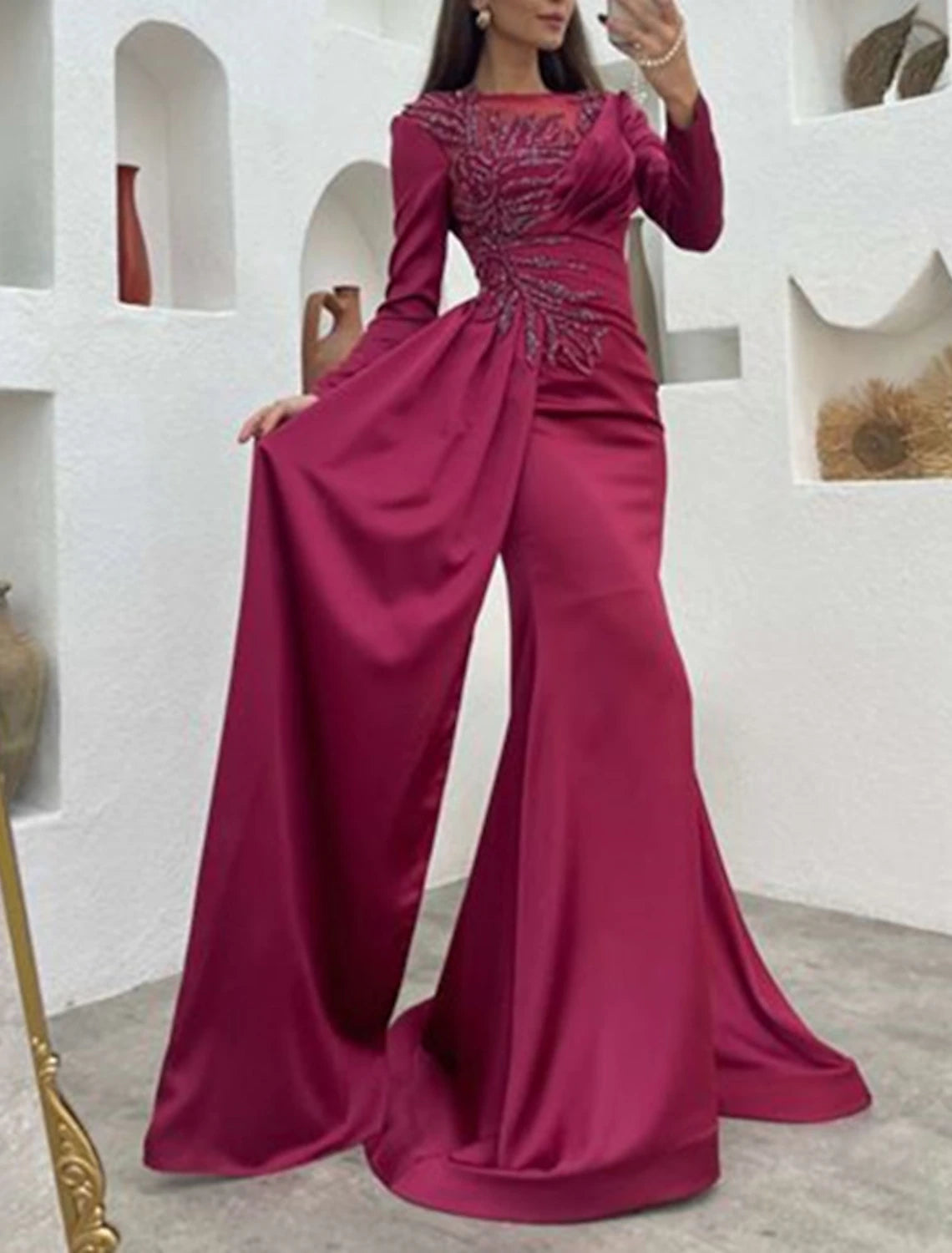 Meerjungfrau/Trompete Abendkleid Elegantes Kleid Formeller Hochzeitsgast Sweep/Pinsel Zug Langarm Schmuckhals Satin mit Perlen