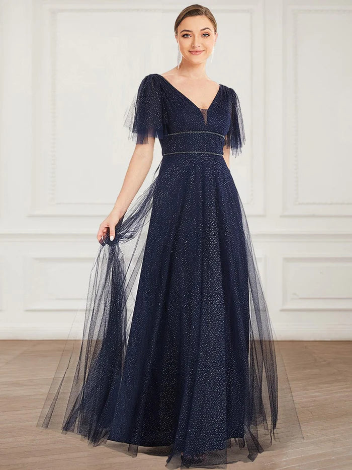 Romantisches Tüll-Abendkleid mit V-Ausschnitt und Rüschenärmeln