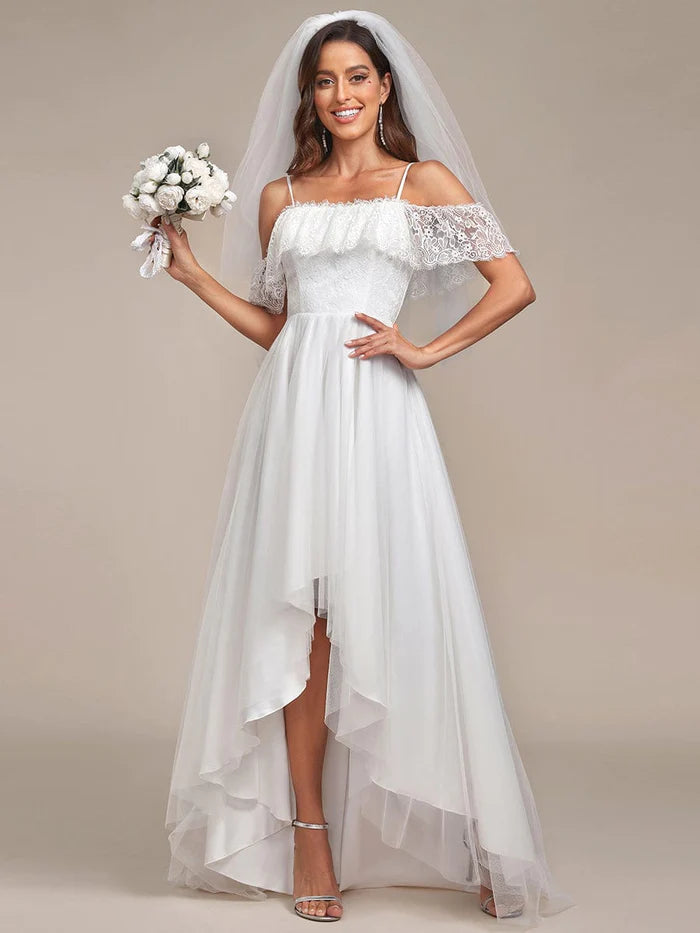 Robe de mariée asymétrique en dentelle à épaules dénudées 