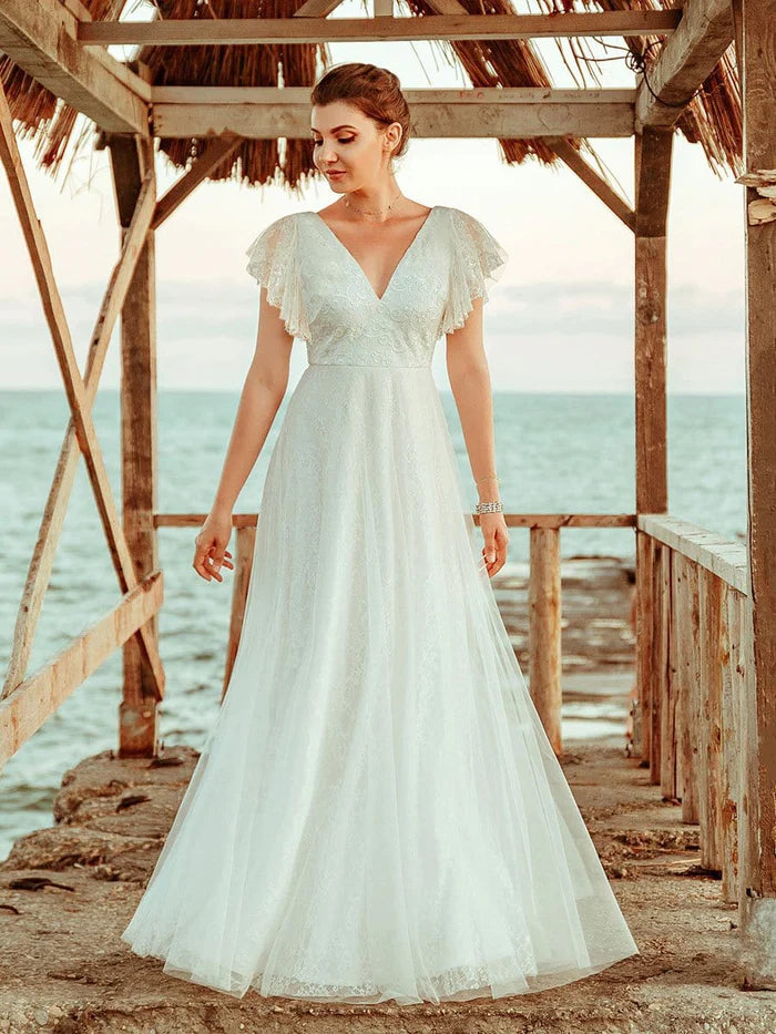 Elegantes Maxi-Brautkleid aus Spitze mit Rüschenärmeln 