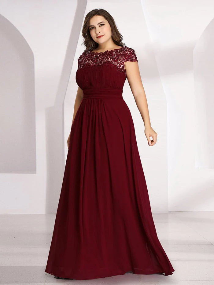 Langes, formelles Maxi-Abendkleid mit Spitzenärmeln in Übergröße 