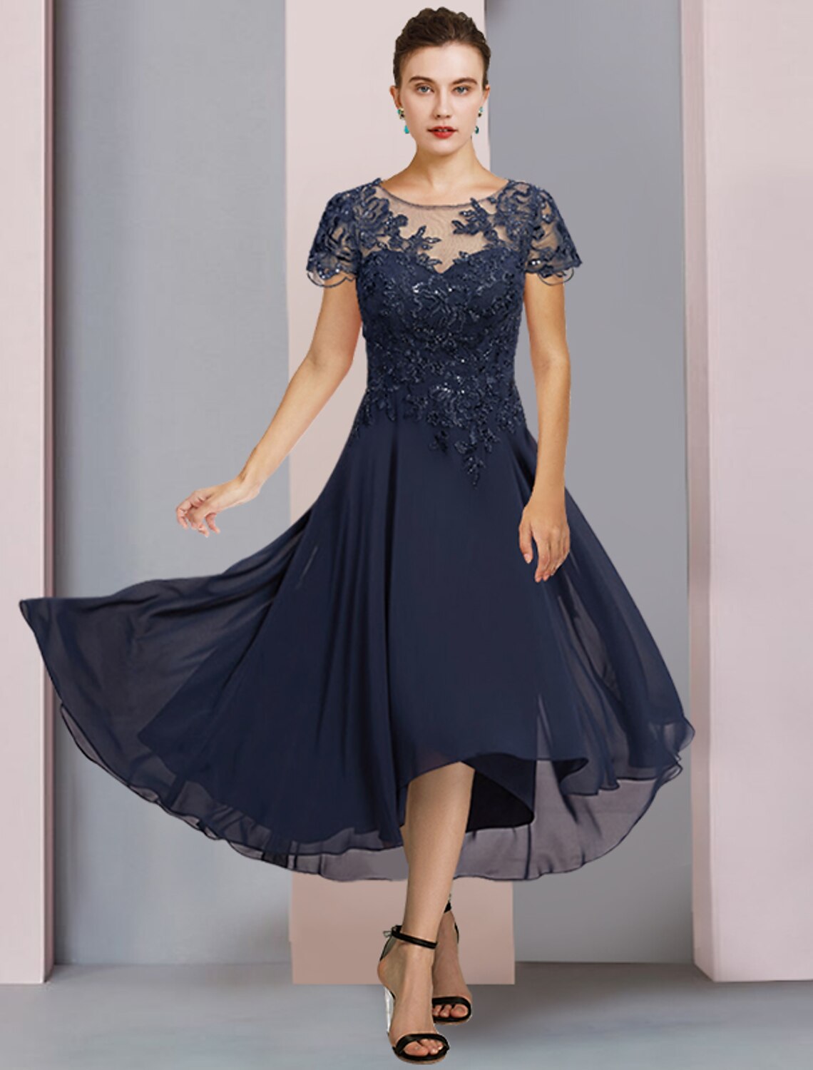 A-Linien-Kleid für die Mutter der Braut, formeller Hochzeitsgast, eleganter U-Ausschnitt, Schmuckausschnitt, teelang, Chiffon, Spitze, kurze Ärmel mit Falten, Pailletten-Applikationen