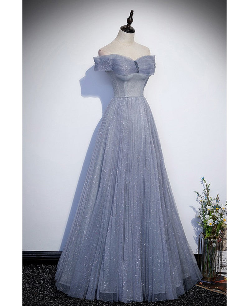 Robe de soirée élégante et noble en gaze fine brillante grise bleue à épaules dénudées, robe de soirée longue sans bretelles en forme de A, dos nu et longueur au sol