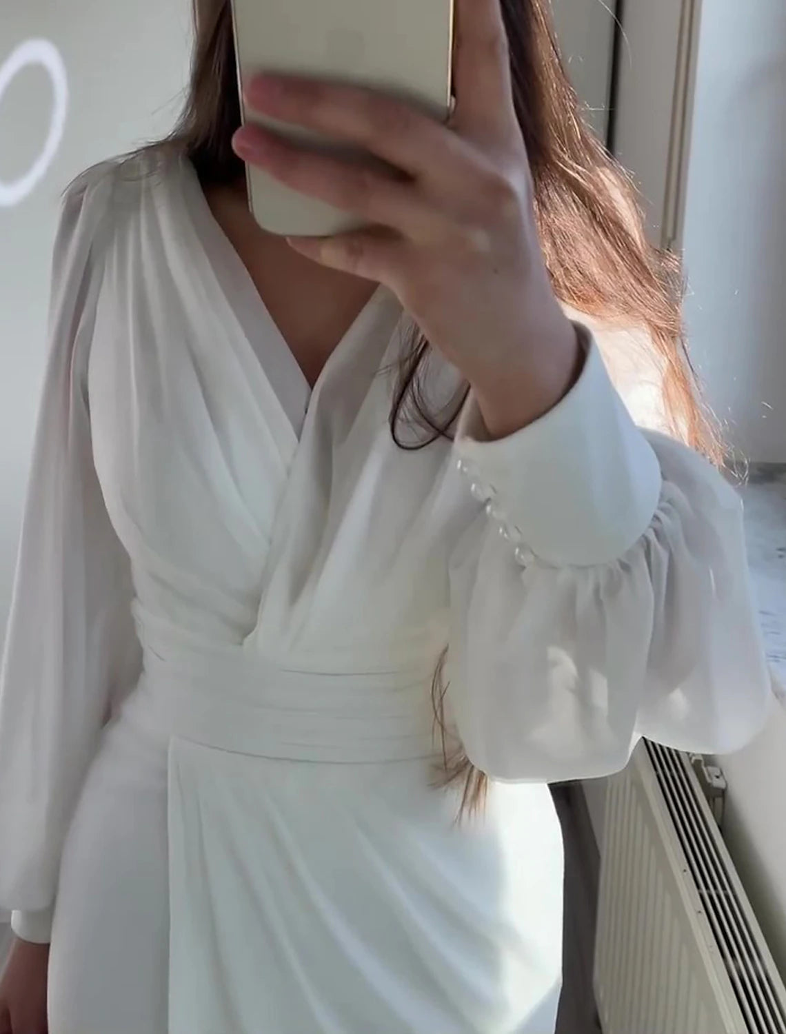 Meerjungfrau/Trompete Abendkleid Elegantes Kleid Formeller Hochzeitsgast Hofschleppe Langarm V-Ausschnitt Stretch-Chiffon mit Rüschen