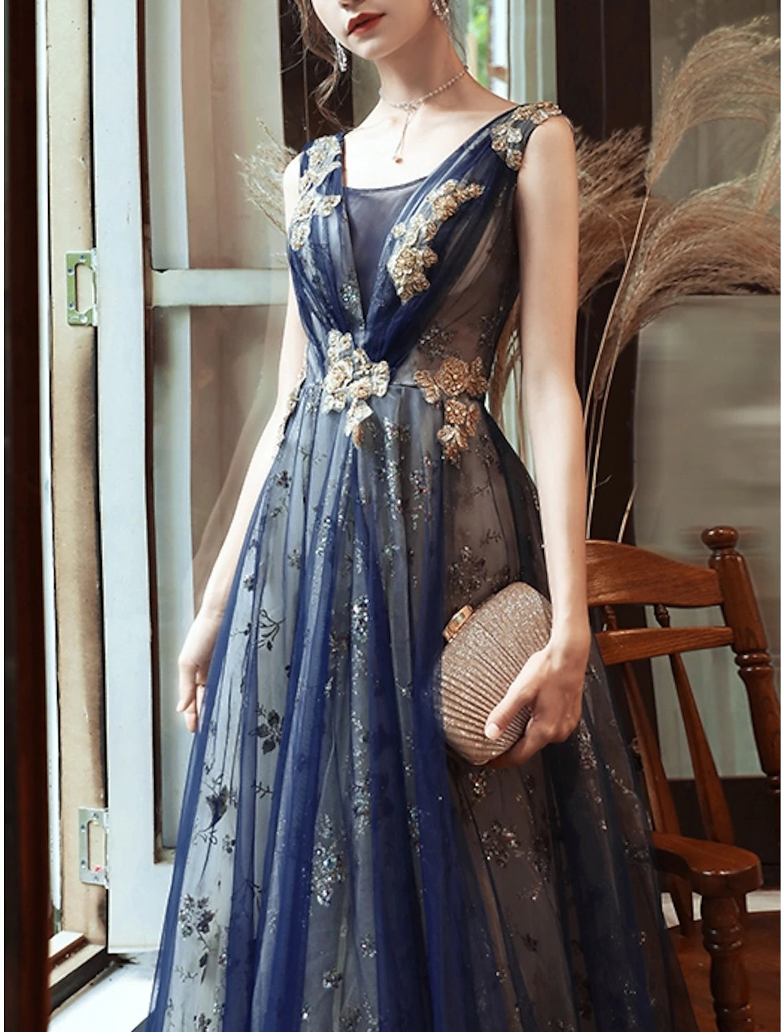 A-Line Prom Dresses Glittering Dress Wedding Guest Evening Party Floor Length Sleeveless Scoop Neck Organza with Sequin