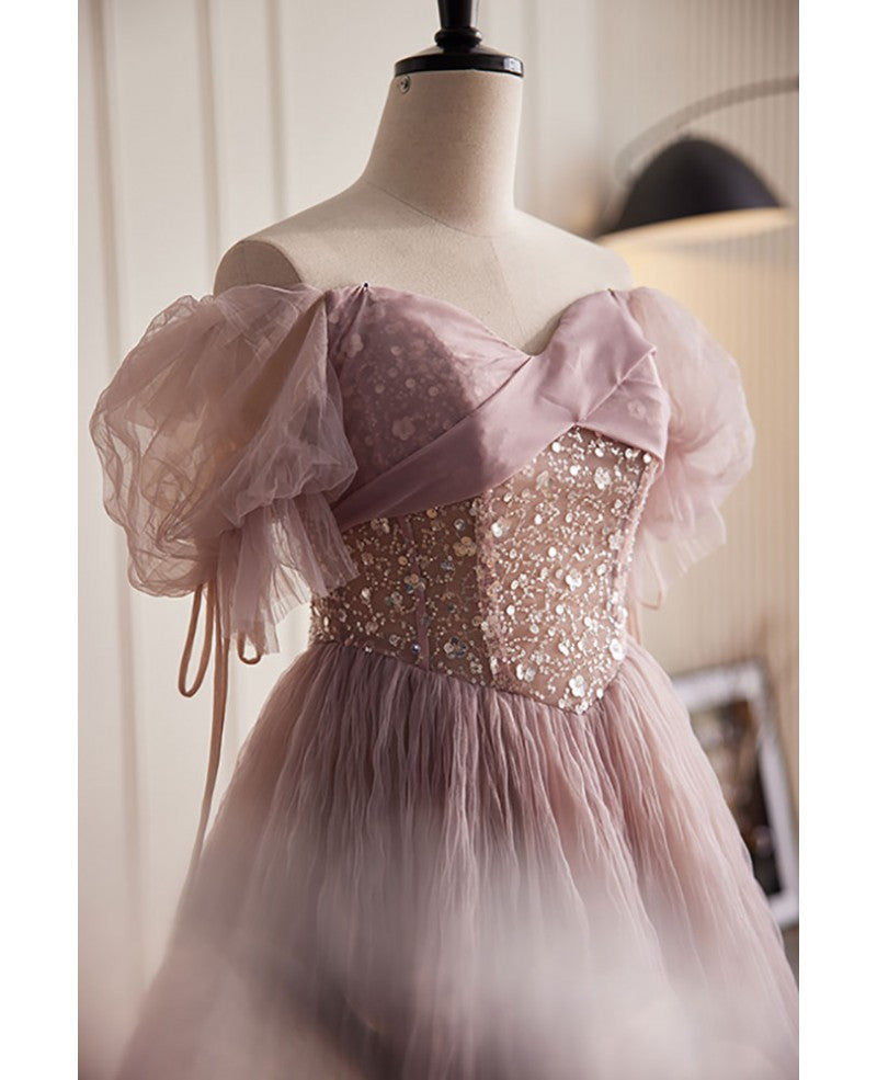 Süßes dunkelrosa schulterfreies, kurzärmeliges Ballkleid mit leuchtenden Perlenpailletten in Dunkelrosa A-Linie/Prinzessin-Form, rückenfrei und bodenlang