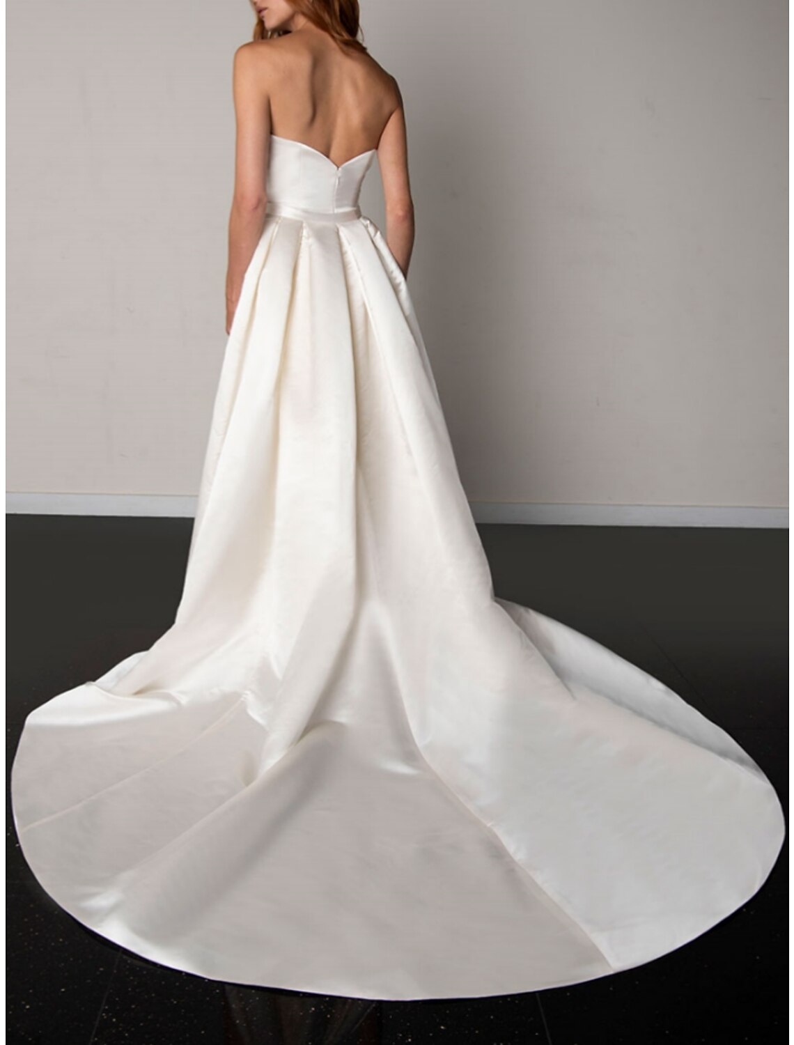 Formelle Brautkleider A-Linie Herzausschnitt Ärmellos Hofschleppe Satin Brautkleider Mit Schleife(n) Falten