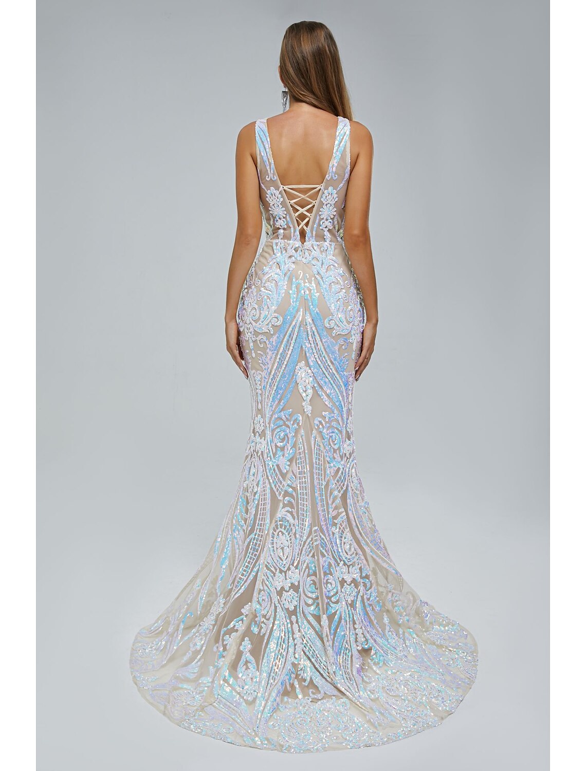 Robe de soirée sirène/trompette scintillante et brillante, robe de fiançailles pour invités de mariage, traîne courte, sans manches, col en V, paillettes avec paillettes
