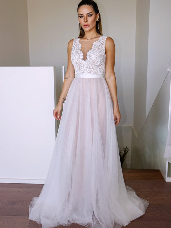 A-Line/Princess Tulle Lace Scoop Sleeveless Sweep/Brush Train Wedding Dresses