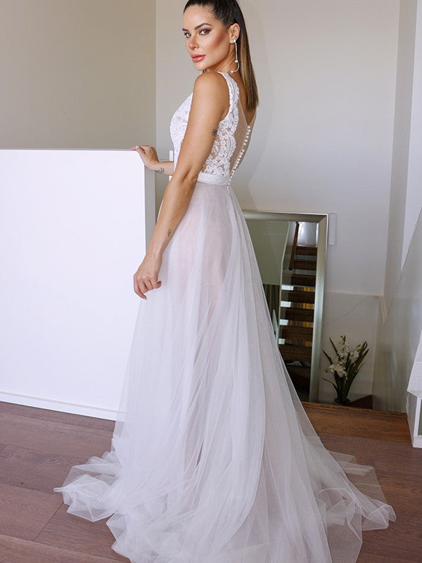 Robe de mariée trapèze/princesse en tulle et dentelle, décolleté en V, sans manches, traîne courte