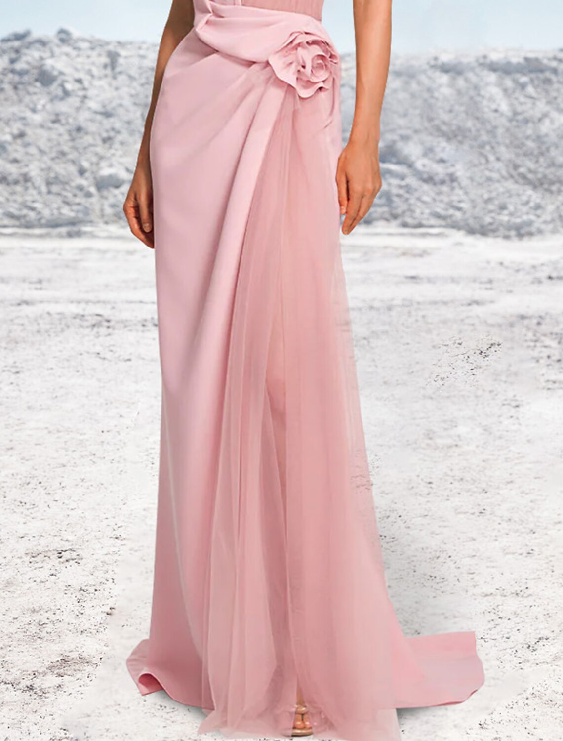 Meerjungfrau/Trompete Abendkleid Partykleid Formeller Hochzeitsgast Sweep/Pinsel Zug Ärmellos Neckholder Satin mit Rüschen
