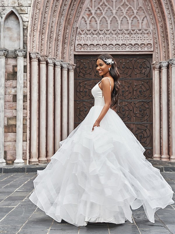 Robe de mariée trapèze/princesse en tulle, col en V, volants, sans manches, longueur au sol