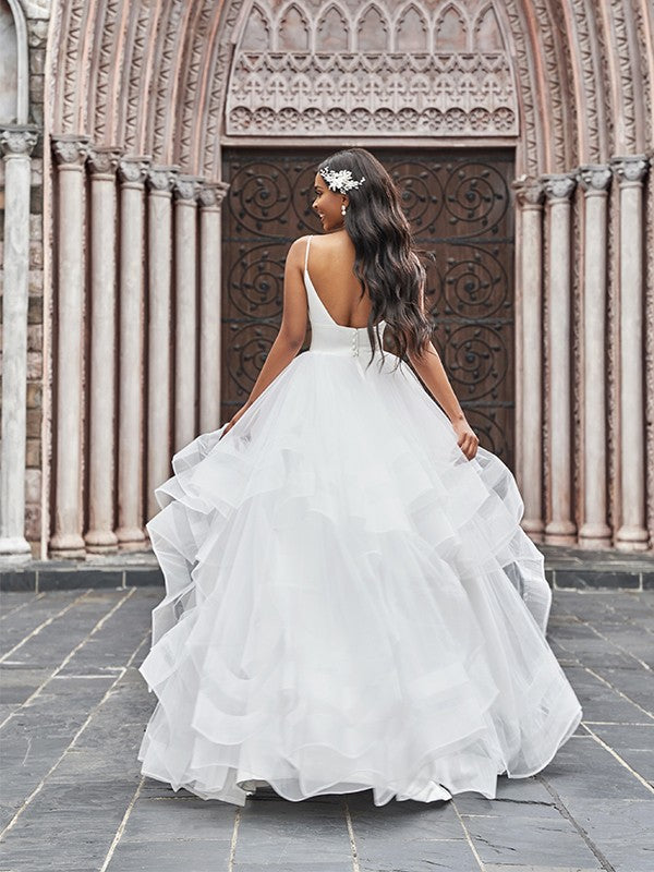 Robe de mariée trapèze/princesse en tulle, col en V, volants, sans manches, longueur au sol